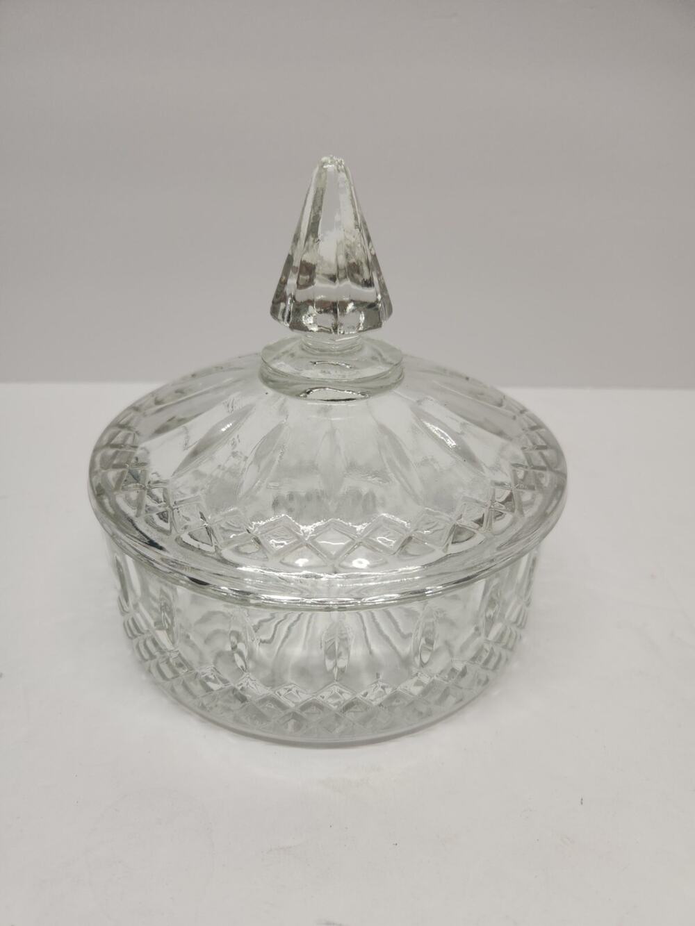 Vintage Indian Glass Tiara glass candy dish With Lid, Clear Glass